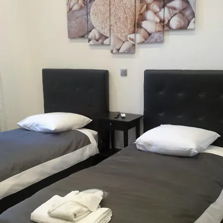 Brand New In The Center Otel Cannes